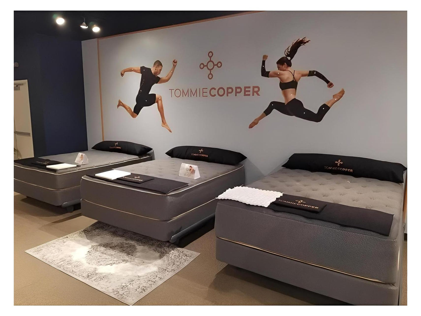 Tommie Copper 14 inch Luxury Hybrid Gray Mattress | Copper Infused | Made in The USA