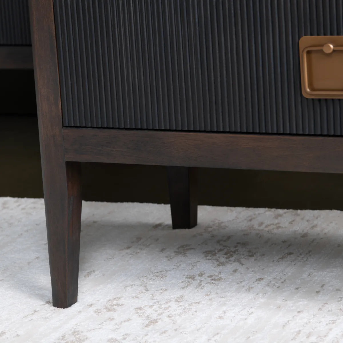 Robilio Black Nightstands (2-Pack), Veneer, Wood, Transitional, tapered legs, solid wood craftsmanship