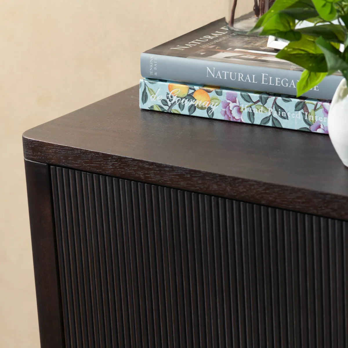 Robilio Black Nightstands (2-Pack), Veneer, Wood, Transitional, tapered legs, solid wood craftsmanship