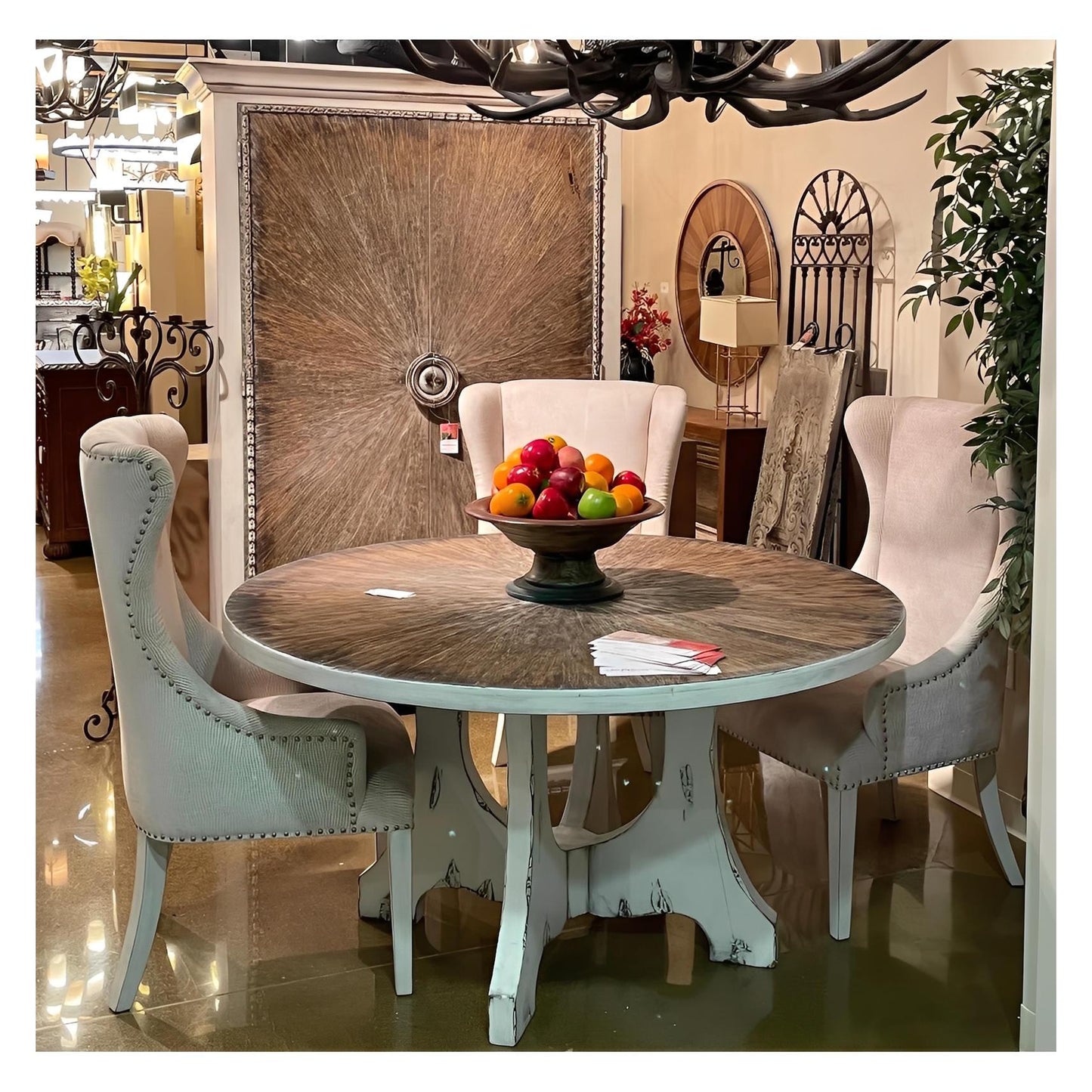 Barfleur Dining Table - Round, Weathered White, Three-arch Pedestal Base