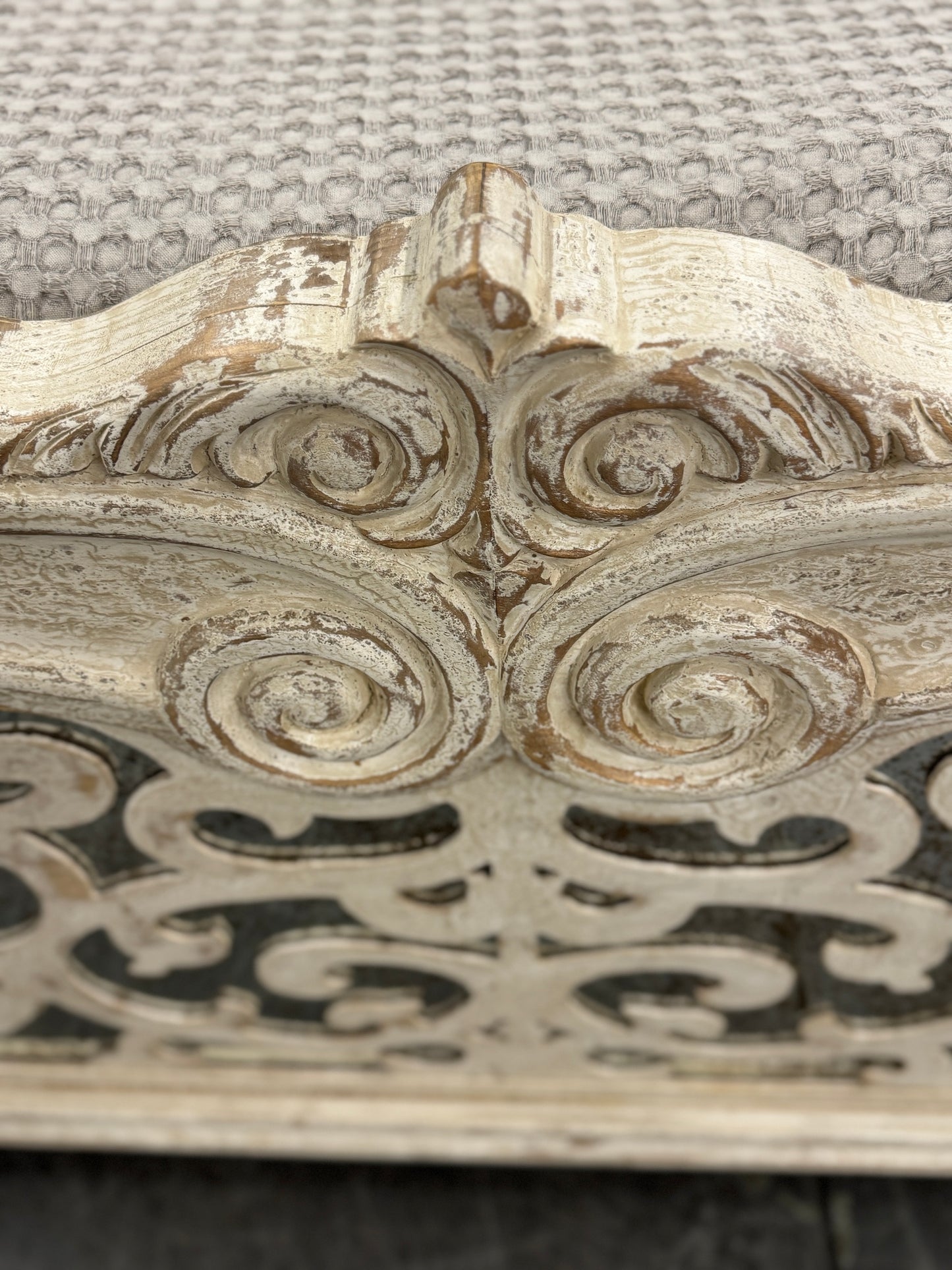 ALBA BEDROOM SET | Luxury French European | Antique Mirror Details | Includes Delivery and Assembly