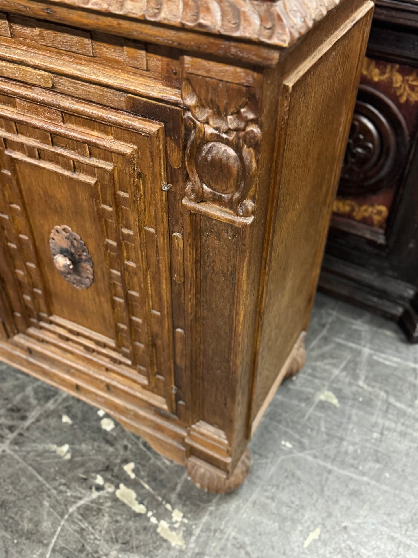 Lectoure Chest, Antique Brown, Hand Crafted Geometric Panel Details With Rosette Hardware