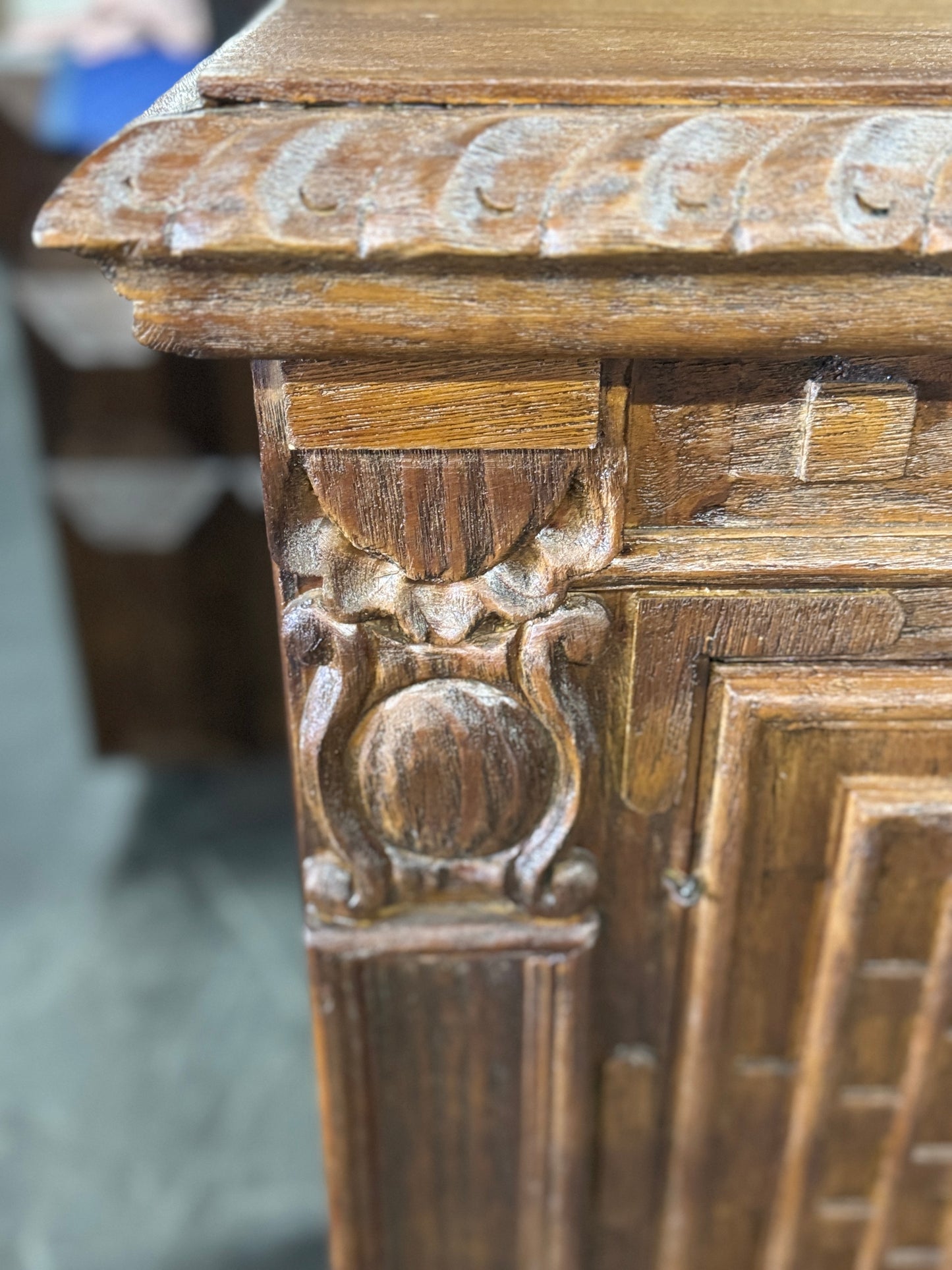 Lectoure Chest, Antique Brown, Hand Crafted Geometric Panel Details With Rosette Hardware