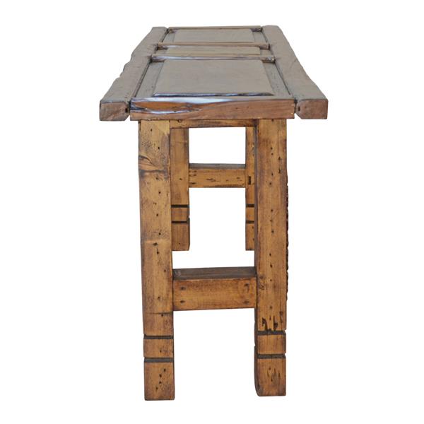 San Vicente Canyon Entry Console With Old Door Top