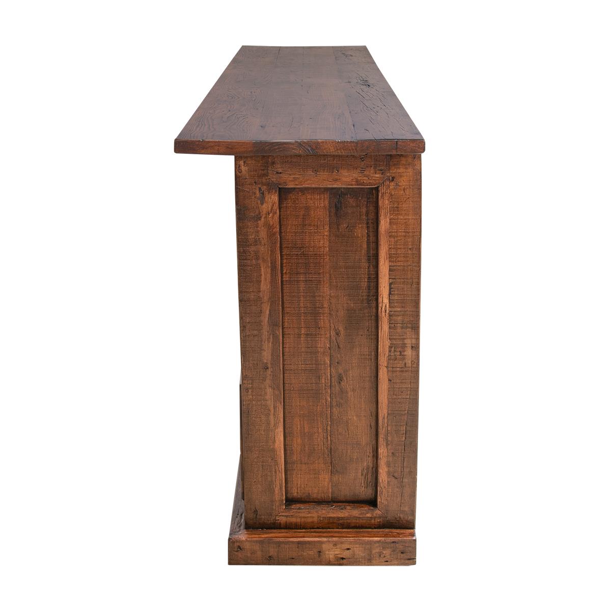 Lonestar Horseshoe Home Bar with Built-In Wine Rack