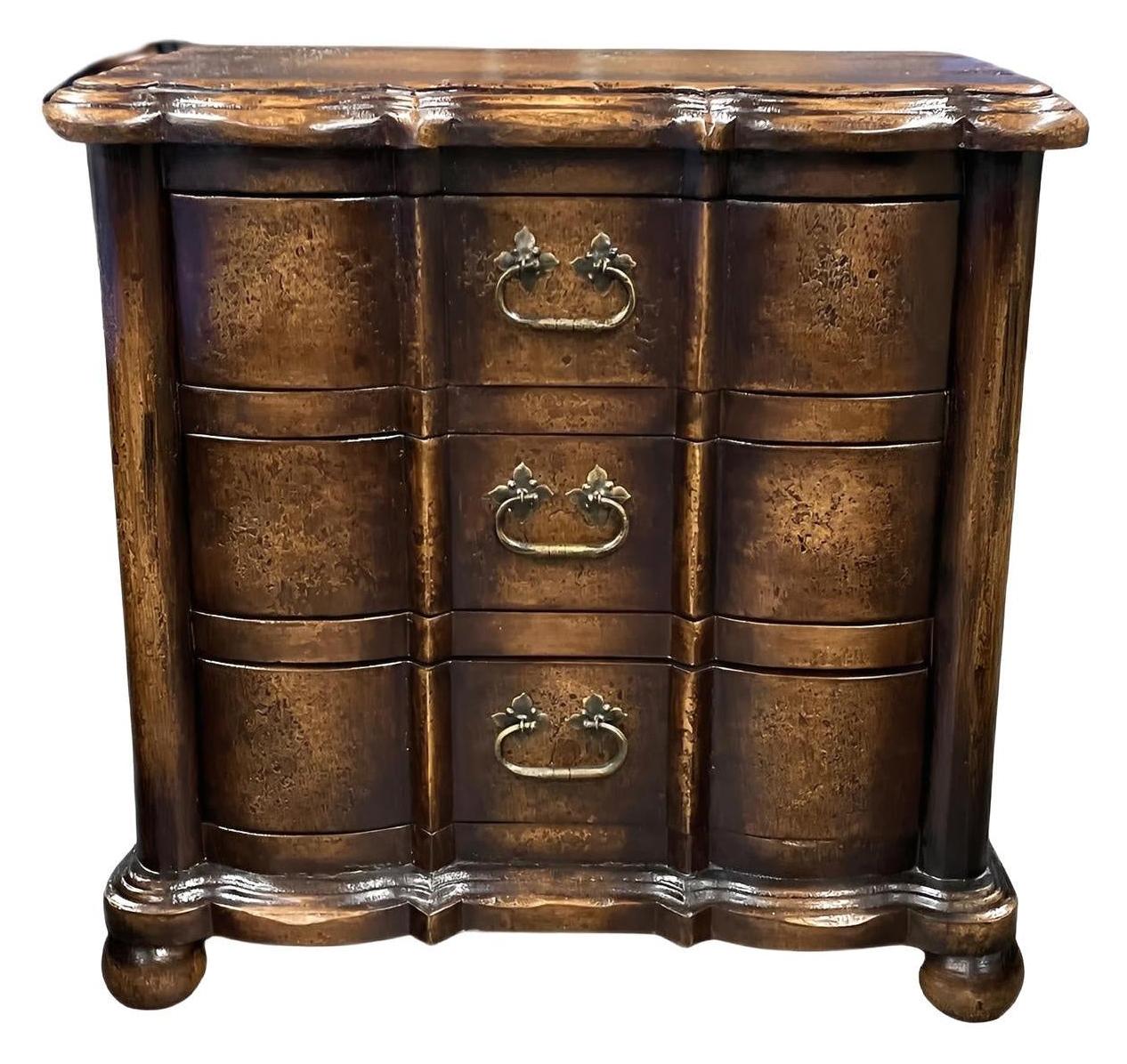 Fouras Nightstands (2-Pack), Antique Brown, Vintage Curved Drawer Fronts With Ornate Brass Handles