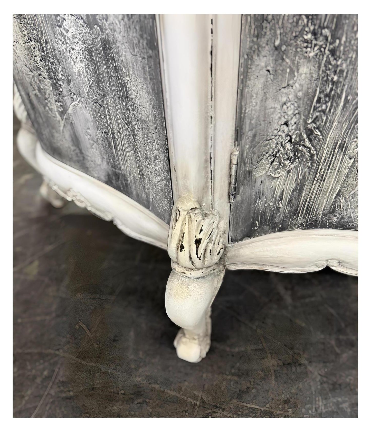 Lysandre Versailles Antique White Dining Room Buffet Table - 22 x 75 x 40