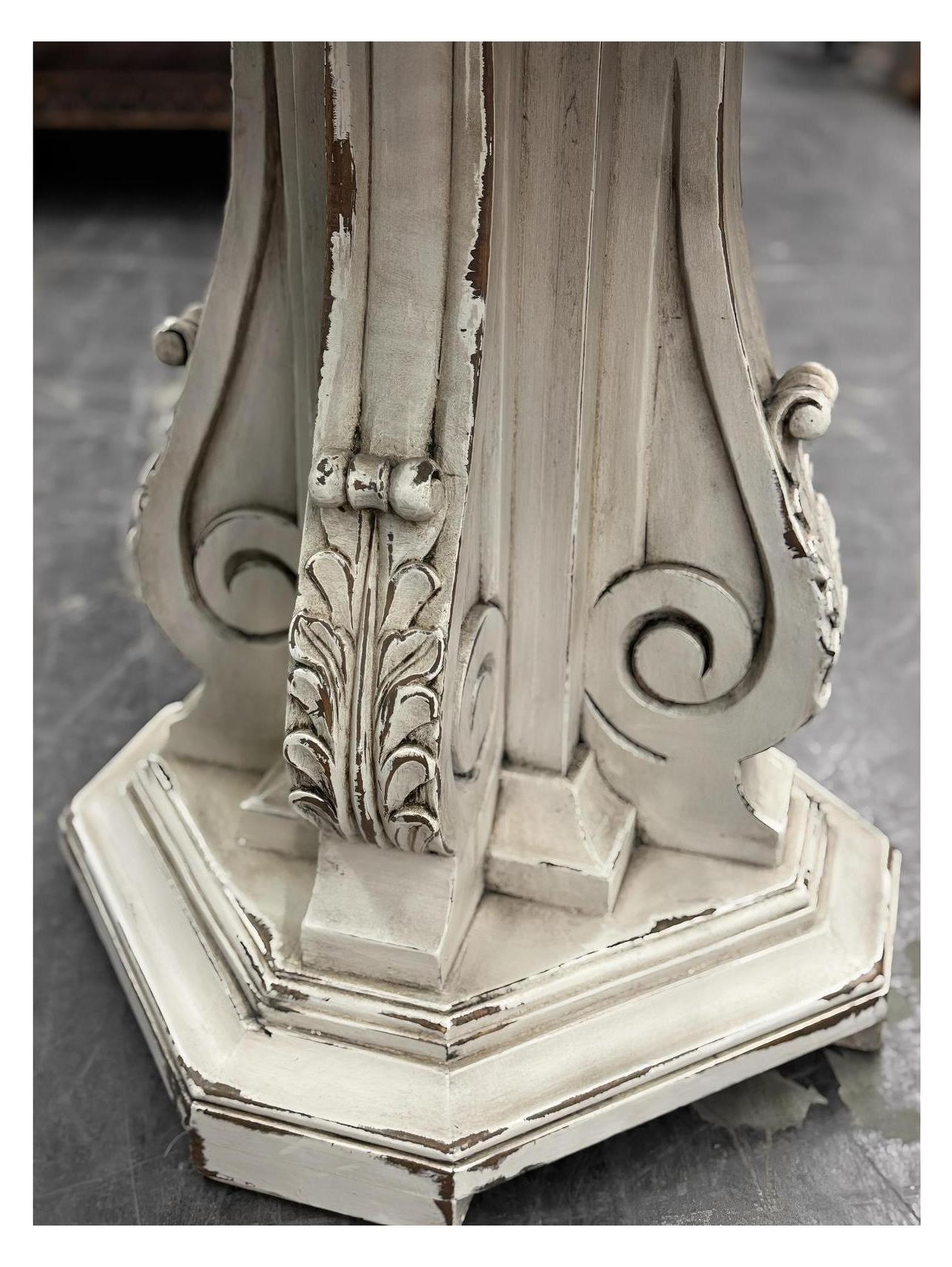 Vallon-Pont-d’Arc End Tables (2-Pack), Distressed White, Carved Acanthus Leaf Pedestal