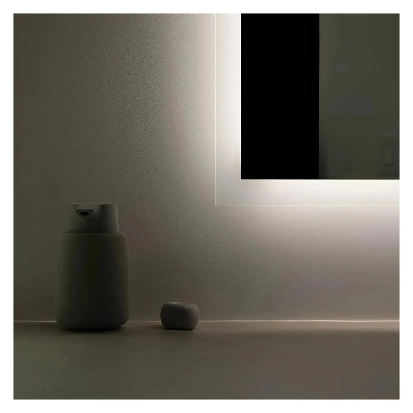 ZEPHYRA LED LIGHTED BATHROOM VANITY RECTANGLE MIRROR - 26 x 20