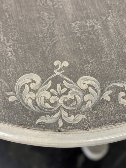 Saint-Antonin-Sur-Bayon Round Counter Height Table In Walnut, Compact 32-Inch Design