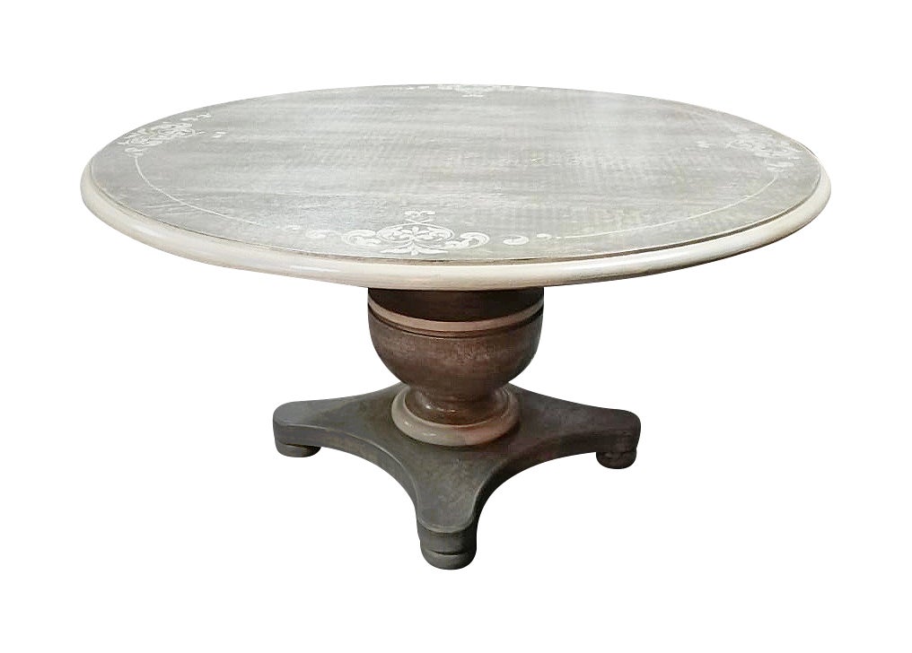 Châtillon-sur-Seine Dining Table - Round, Weathered Gray, Hand Painted Floral Edge