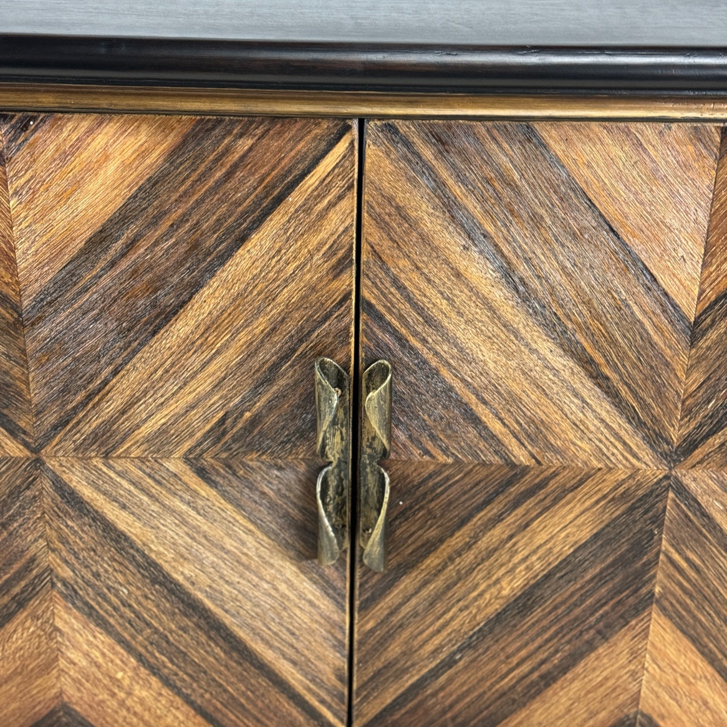 Granville Chest, Dark Espresso, Handcrafted Chevron Wood Veneer Fronts With Brass Hardware