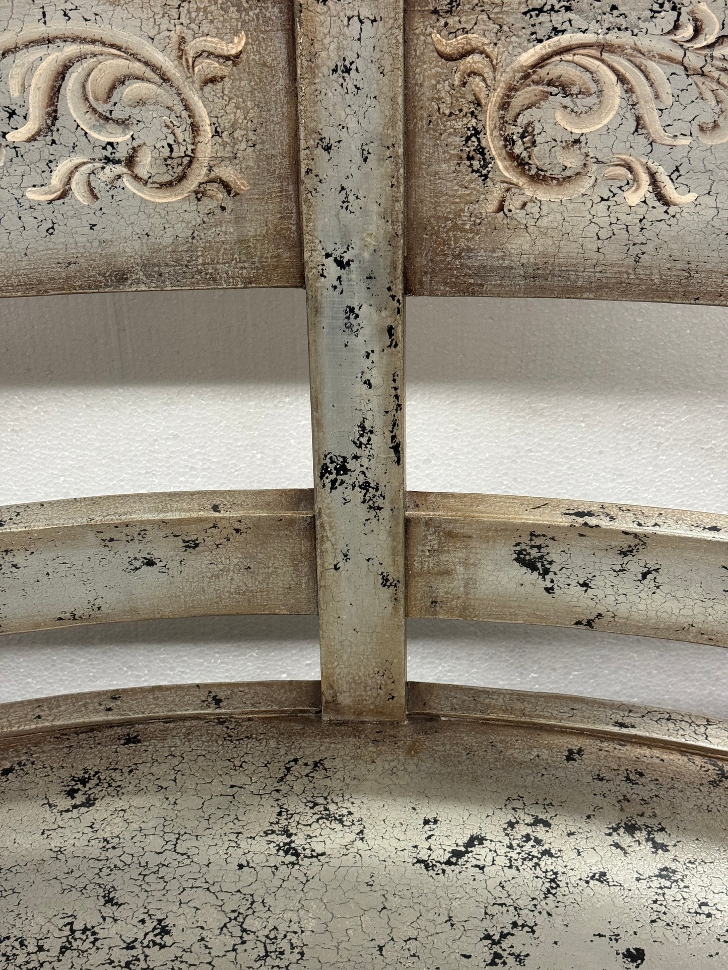Briare Bench - Curved, Antique White, Distressed Crackle Finish, Weathered Iron Detailing