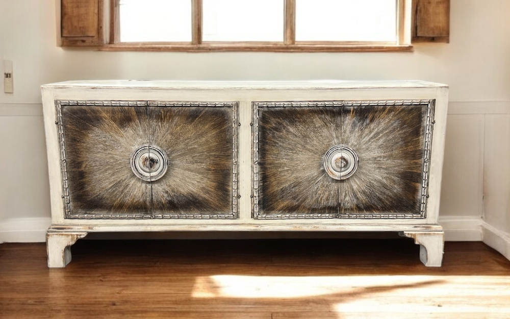 Chamerolles Ivory Handcrafted Dining Room Buffet Table In Antique Finish 19.5 x 78 x 36