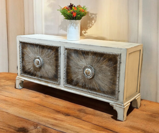 Chamerolles Ivory Handcrafted Dining Room Buffet Table In Antique Finish 19.5 x 78 x 36