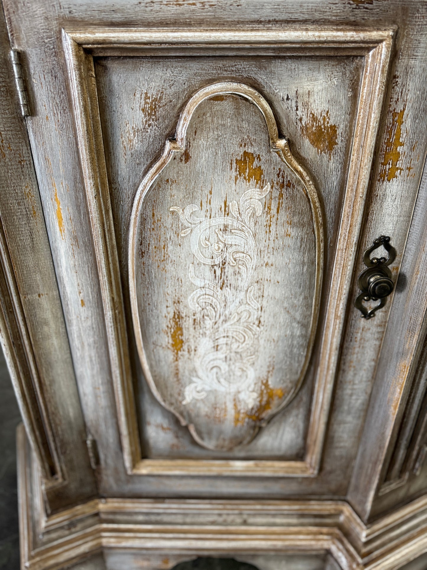 Madrid Antique Gray Distressed Dining Room Buffet Table 24 X 92.5 X 42