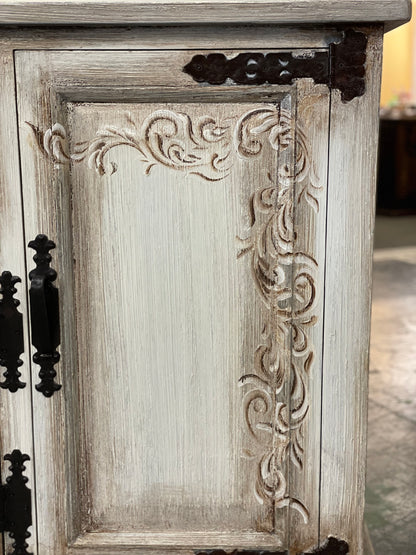 Manoir Orsay Avignon Ivory Handcrafted Dining Room Buffet Table Signature - 18.5 x 82 x 42