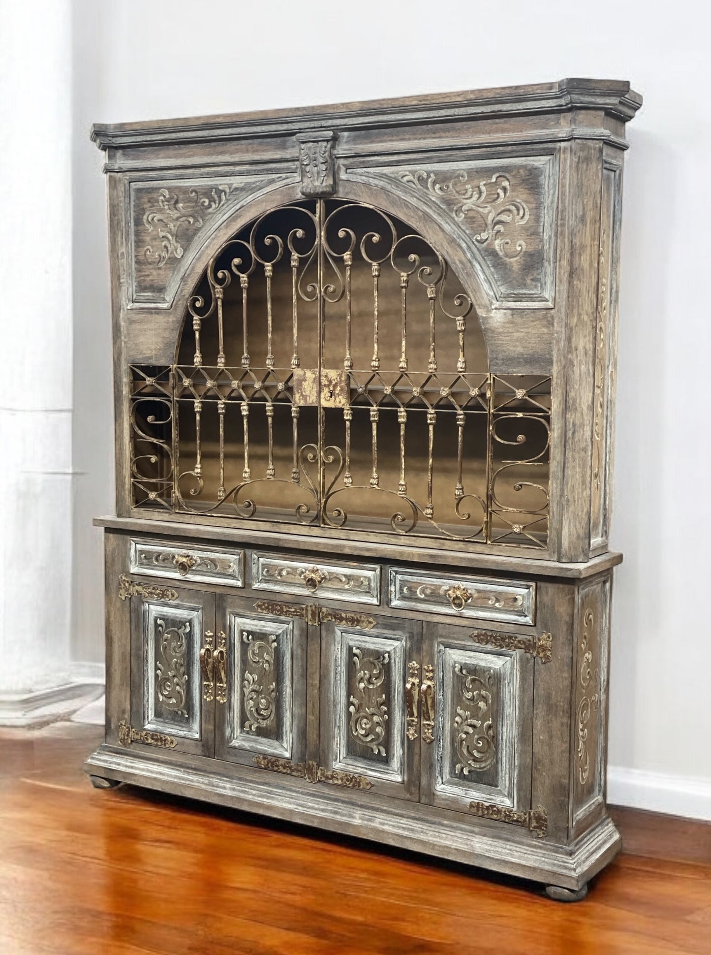 Chenonceau Dining Room Buffet Table & Hutch With Ornate Ironwork Doors - 15 x 78 x 92
