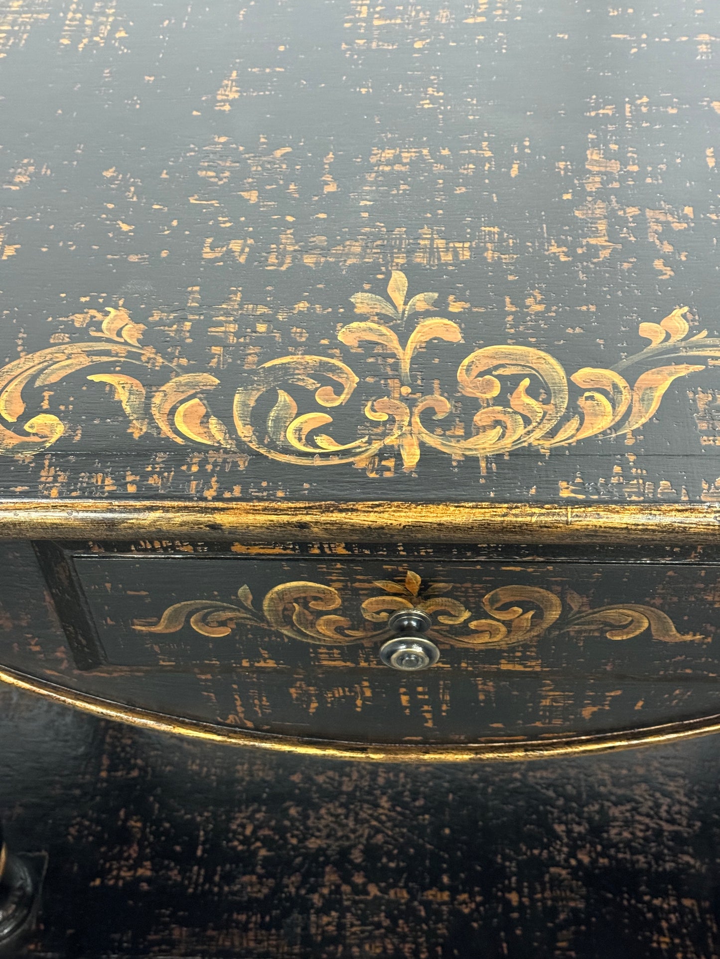 Saint-Émilion Console Table, Distressed Black Finish With Antique Gold Floral Accents, Two Tier Design