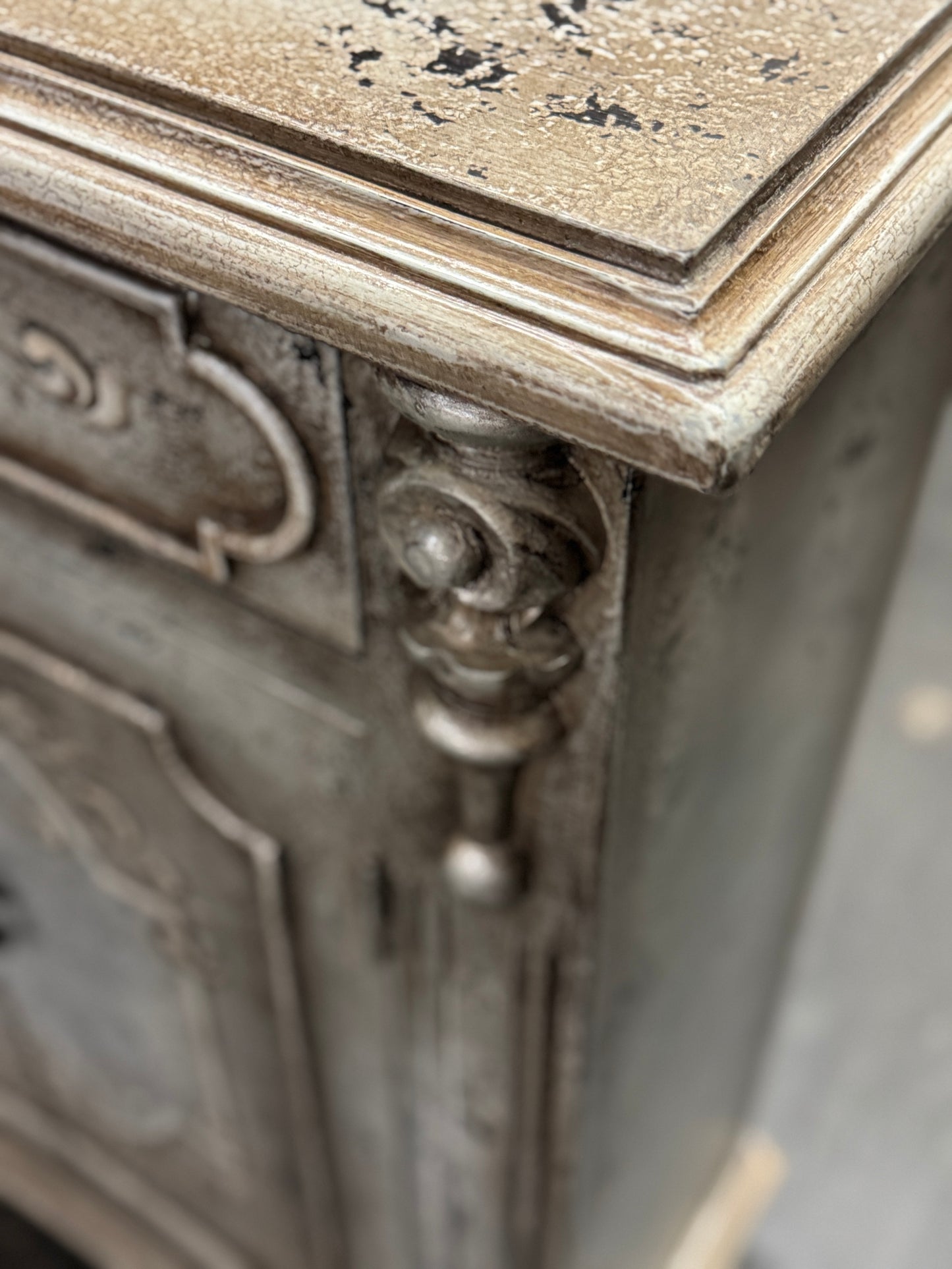 Valencia European Estate Weathered Gray Handcrafted Dining Room Buffet Table - 13 x 90 x 41