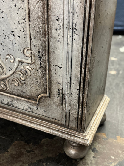 Valencia European Estate Weathered Gray Handcrafted Dining Room Buffet Table - 13 x 90 x 41