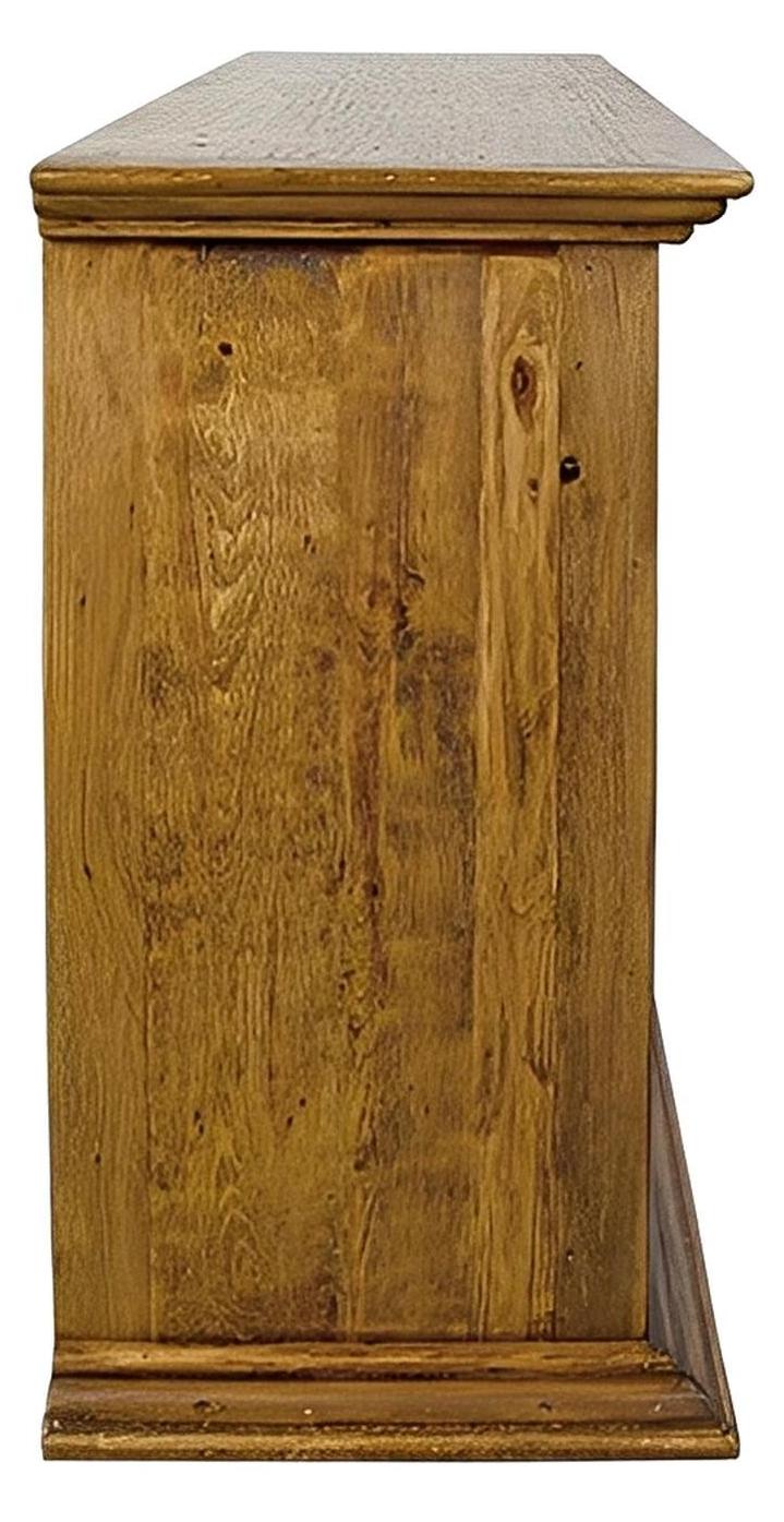 Brackettville Basin Buffet Table